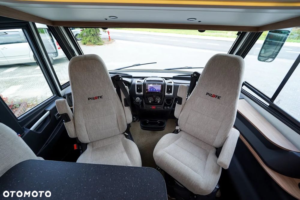 PILOTE G740C Essentiel - 14