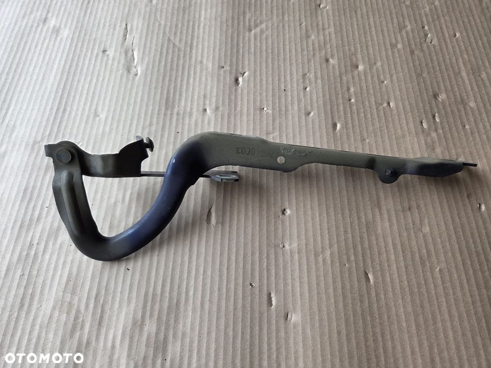 Zawias maski prawy Peugeot 208 KUC - 2