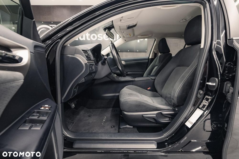 Lexus CT 200h Elegance - 14