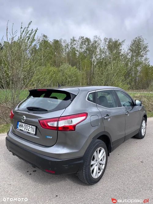 Nissan Qashqai - 10