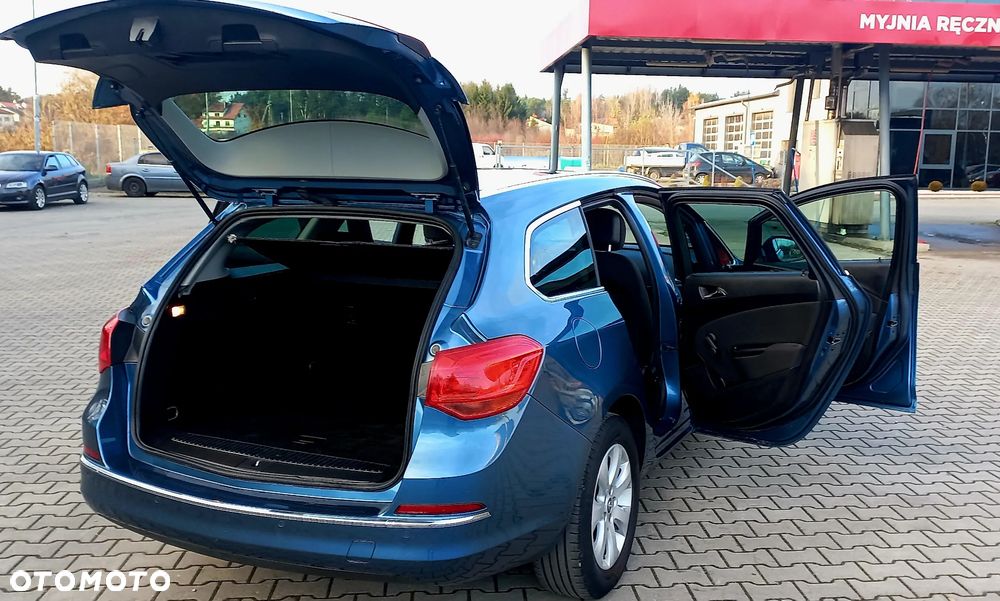 Opel Astra 1.4 Turbo Style - 10