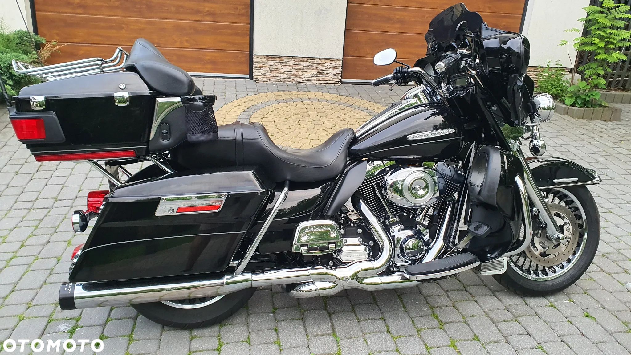Harley-Davidson FLHTCU Ultra - 1