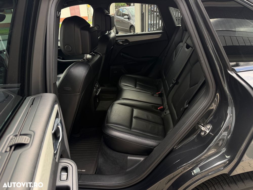 Porsche Macan S PDK - 11