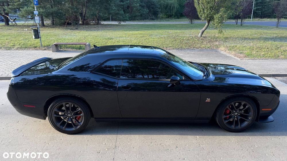 Dodge Challenger 6.4 Scat Pack - 15