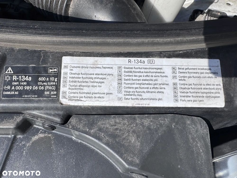 Mercedes-Benz SPRINTER - 15