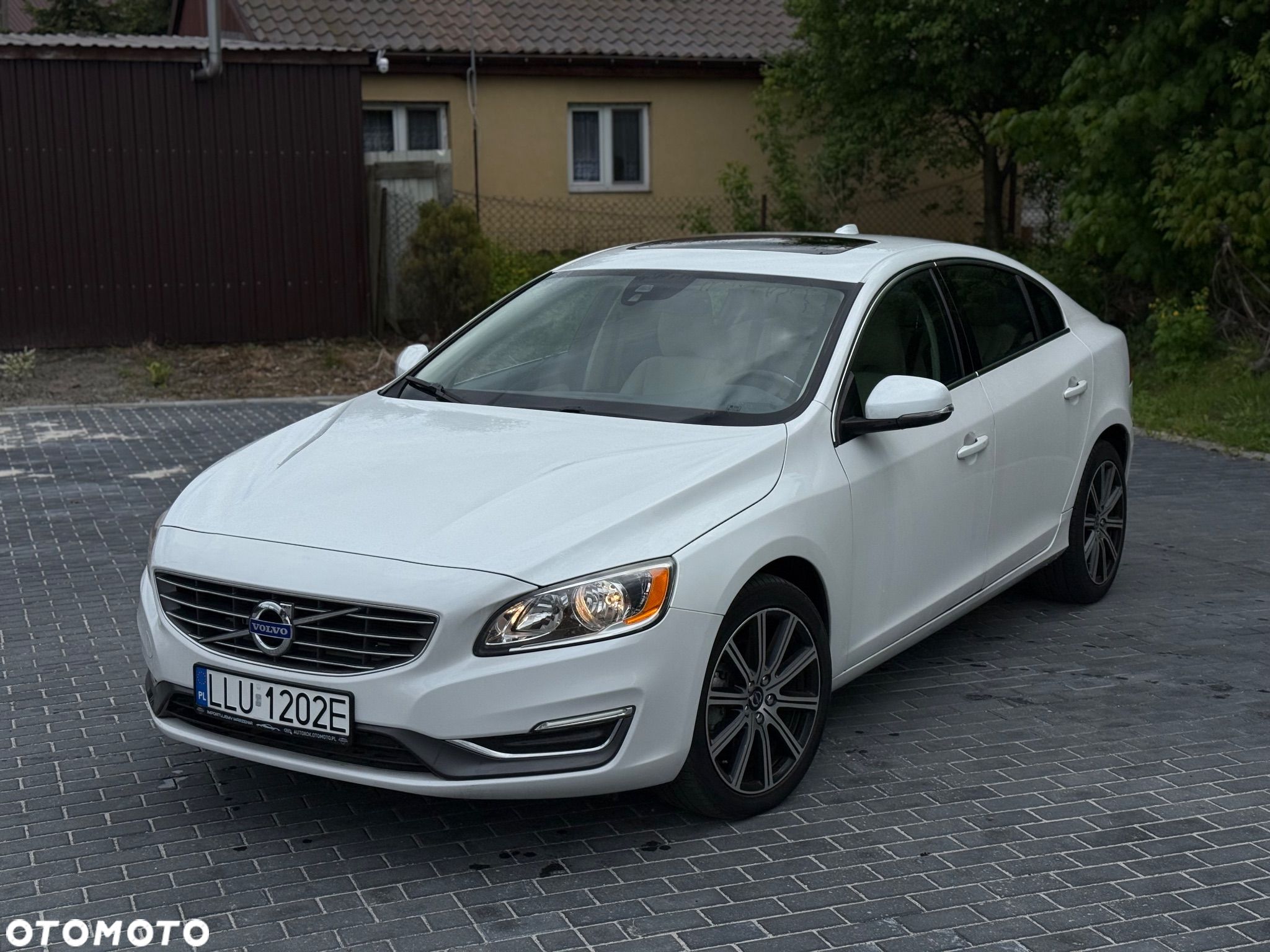 Volvo S60 - 1