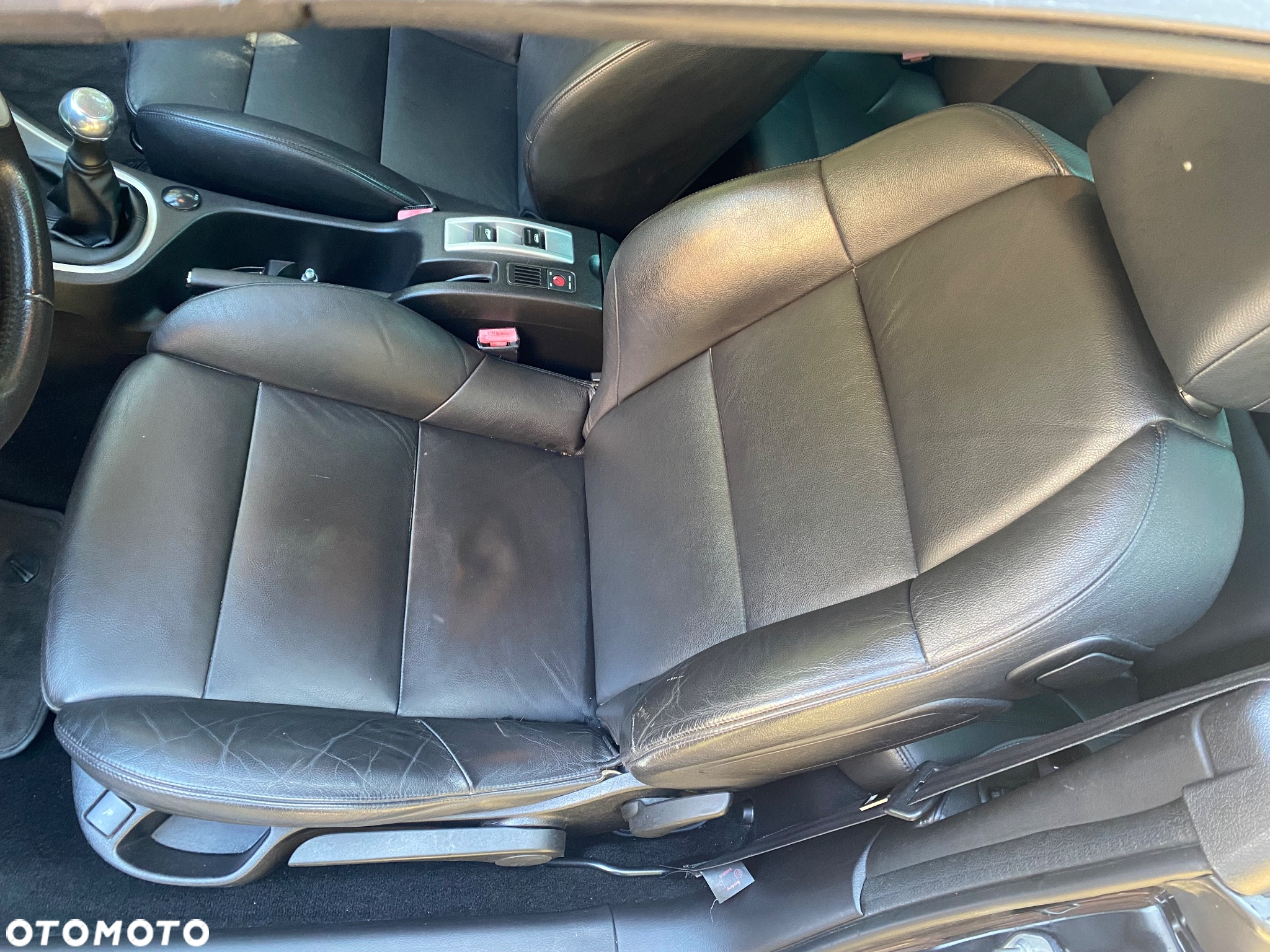 Peugeot 307 CC 2.0 Intense - 32