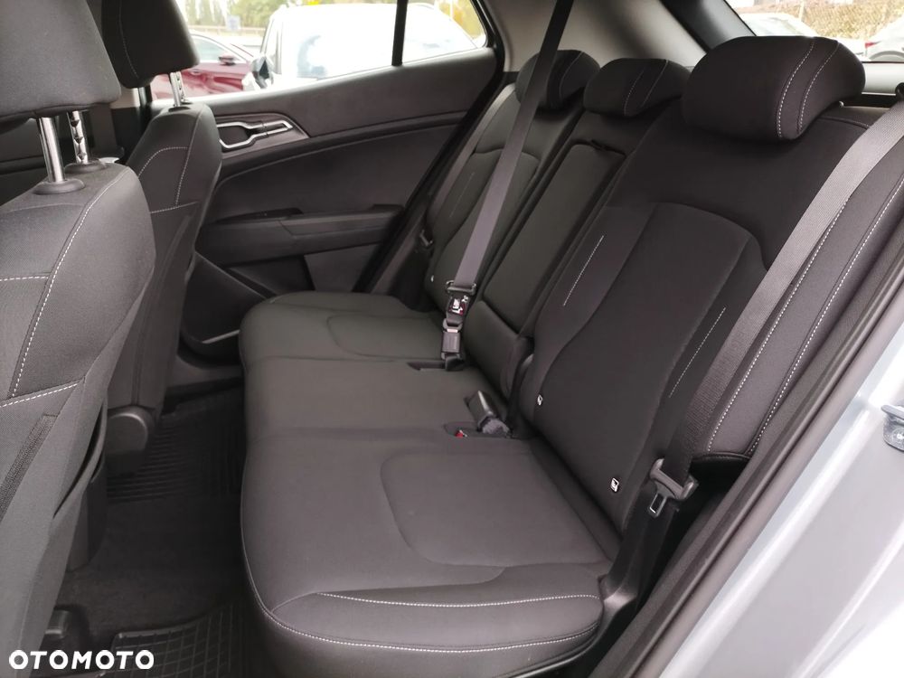 Kia Sportage - 16