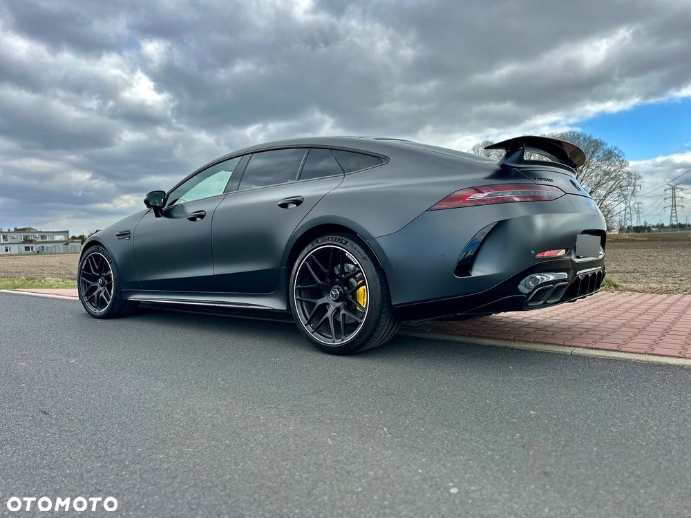 Mercedes-Benz AMG GT - 1