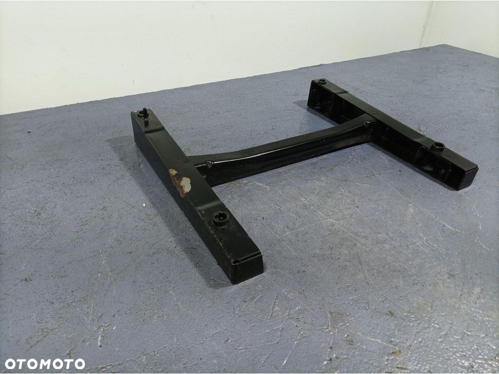 VW CADDY IV 15- STELAŻ MOCOWANIE FOTELA PRAWE PASAŻERA EU 2K5881034 - 2