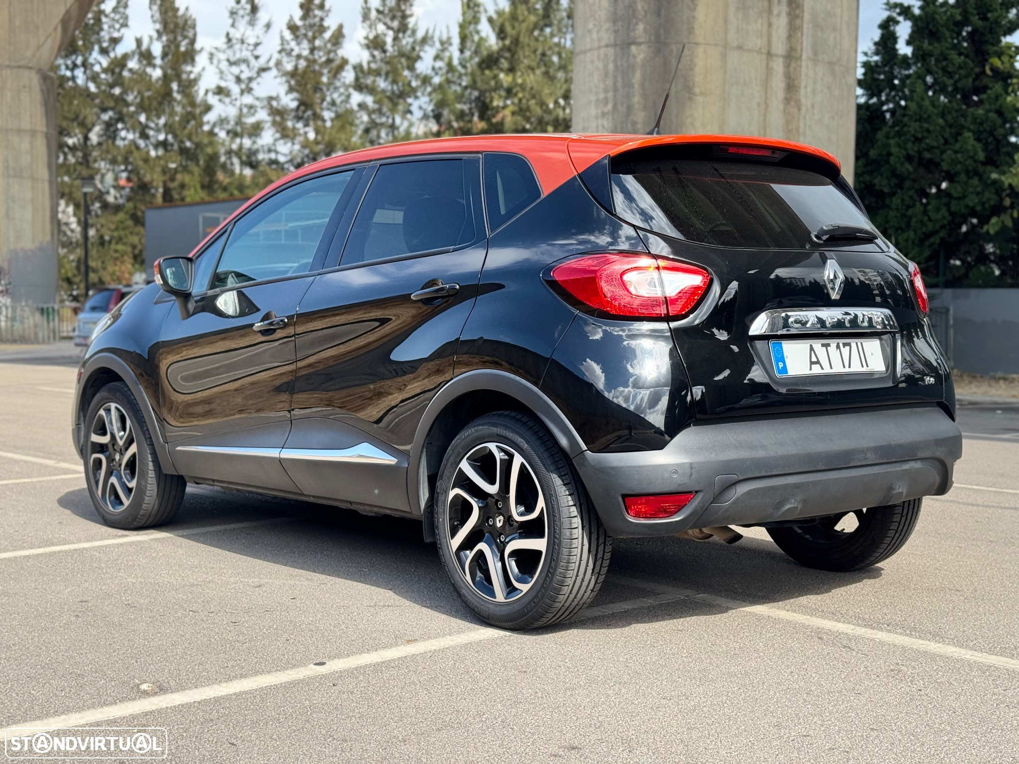Renault Captur 1.2 TCe Exclusive EDC - 36