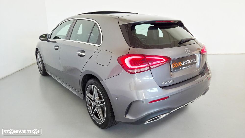 Mercedes-Benz A 250 e AMG Line - 7