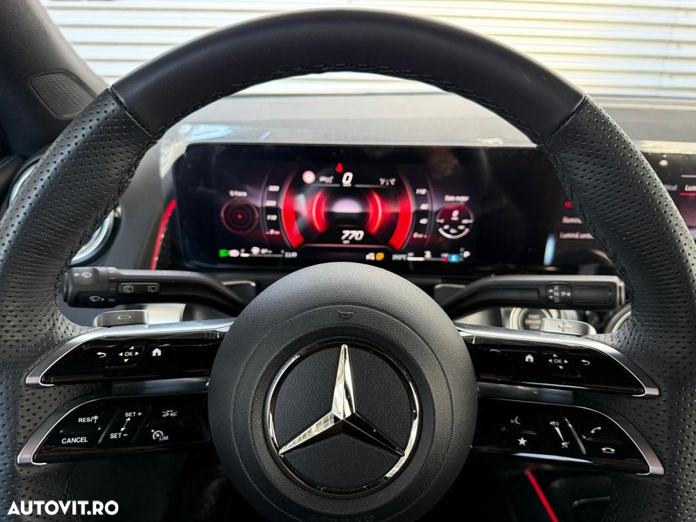 Mercedes-Benz GLB 200 d 8G-DCT AMG Line - 21