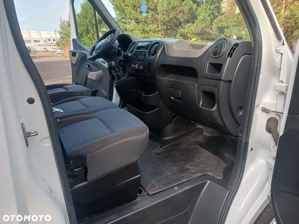 Renault Master III 2017r Izoterma chłodnia Mroźnia Agregat zasilanie 230V Salon - 35