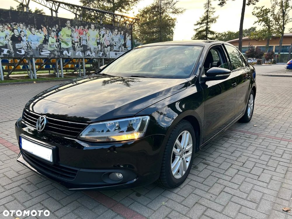 Volkswagen Jetta 1.6 TDI BMT Comfortline DSG - 10