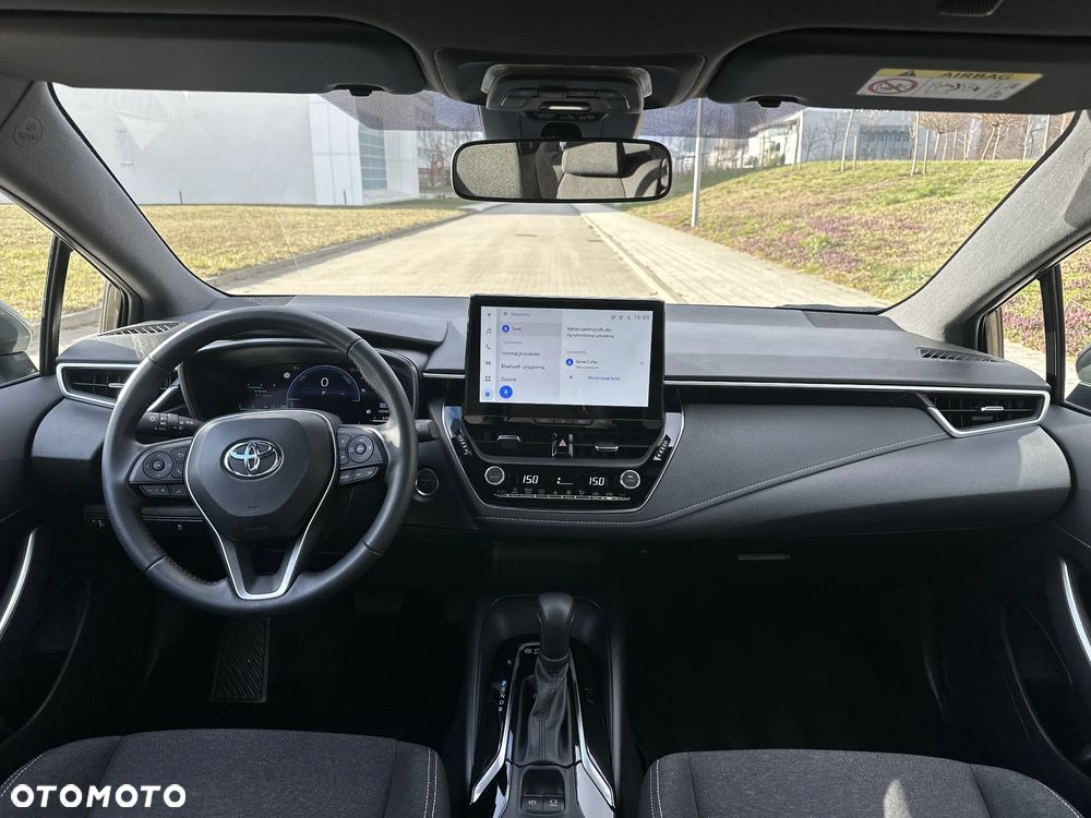 Toyota Corolla 1.8 Hybrid Comfort - 23