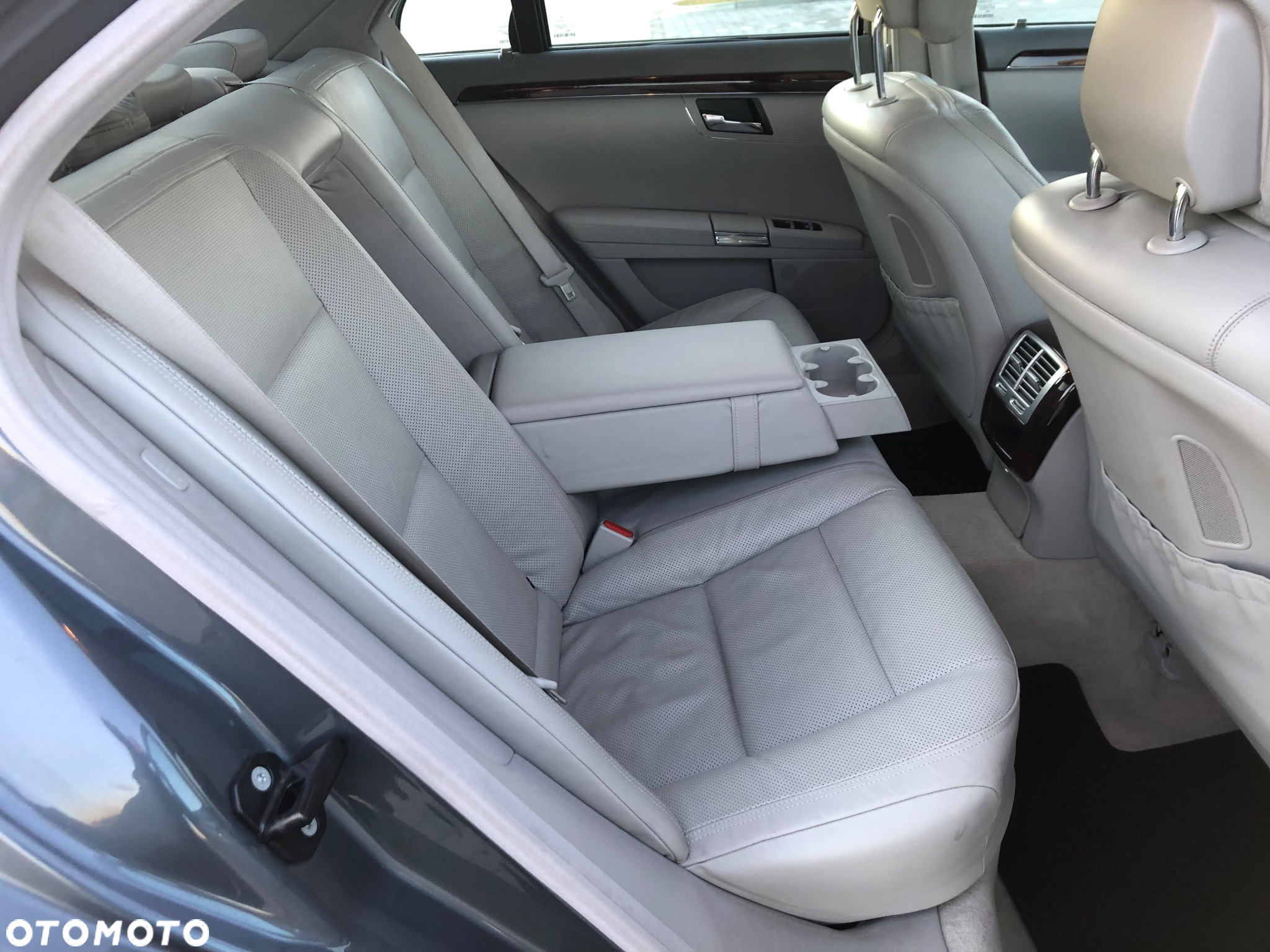 Mercedes-Benz Klasa S 350 CDI 4Matic DPF 7G-TRONIC BlueEFFICIENCY - 27