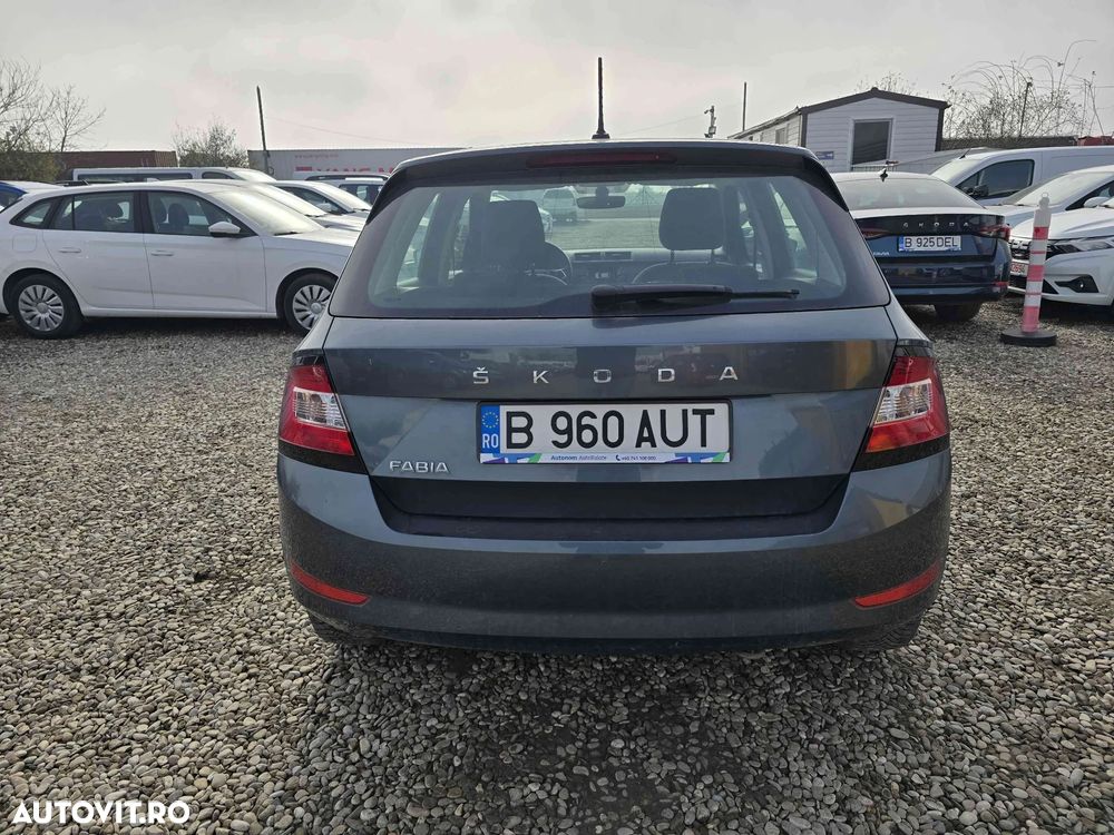 Skoda Fabia - 3