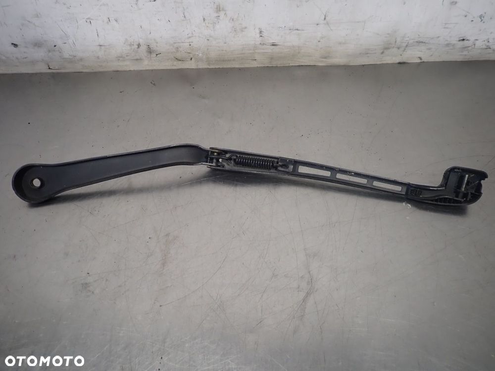 RAMIĘ WYCIERACZKI PRZÓD PRAWE BMW E91 - 3