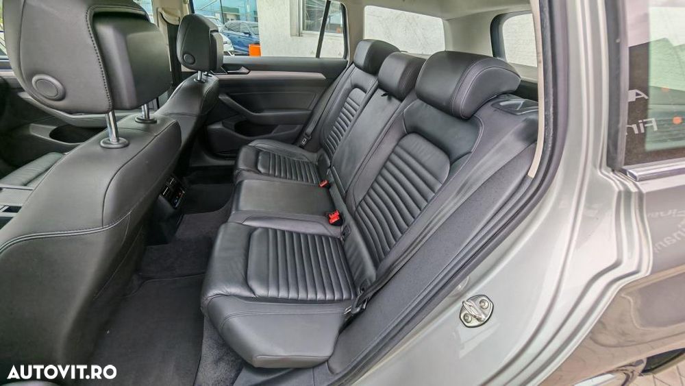 Volkswagen Passat 2.0 TDI SCR DSG Highline - 13