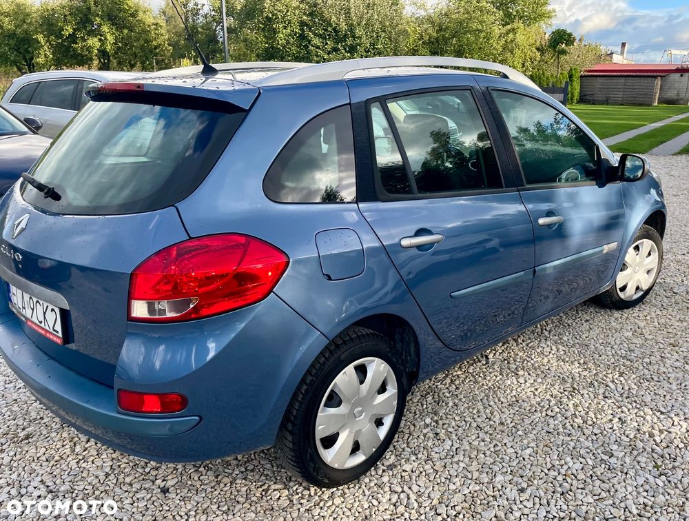 Renault Clio 1.2 16V 75 Dynamique - 21