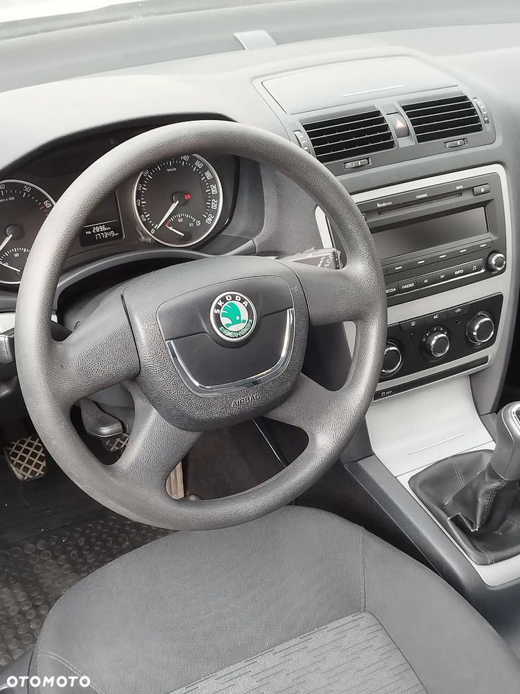 Skoda Octavia 1.4 TSI Ambiente - 21