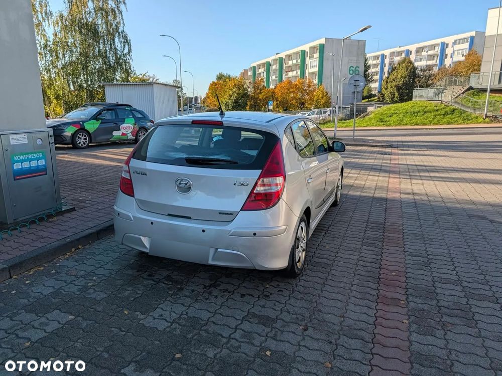 Hyundai I30 2011 photo 4