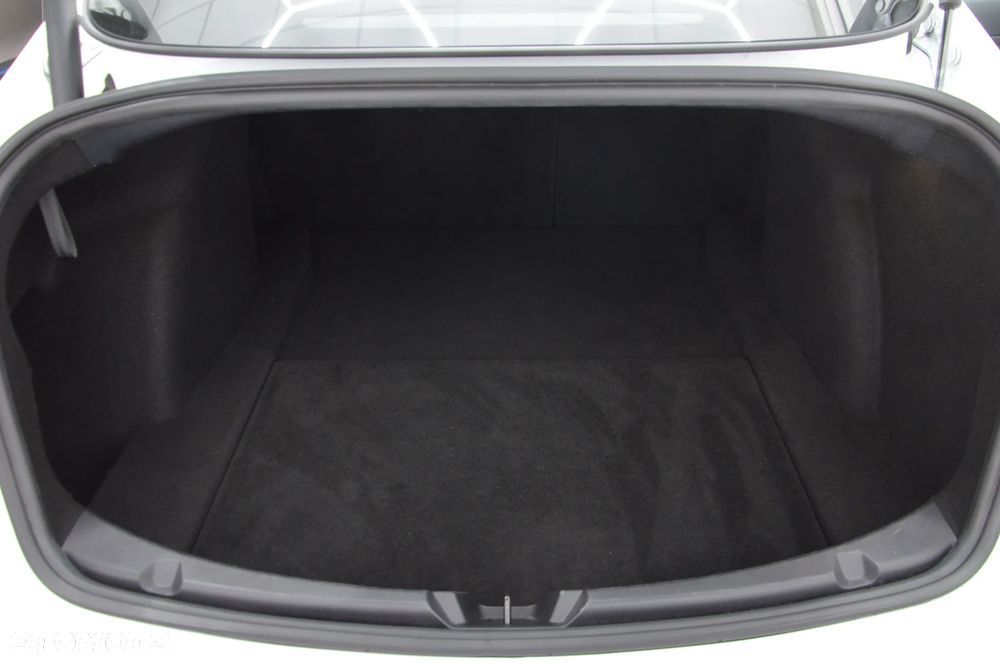 Tesla Model 3 Standard Reichweite Plus Hinterradantrieb - 19