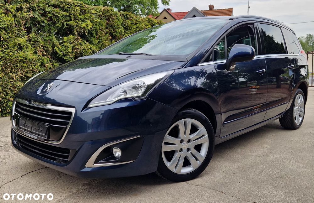 Peugeot 5008 - 1
