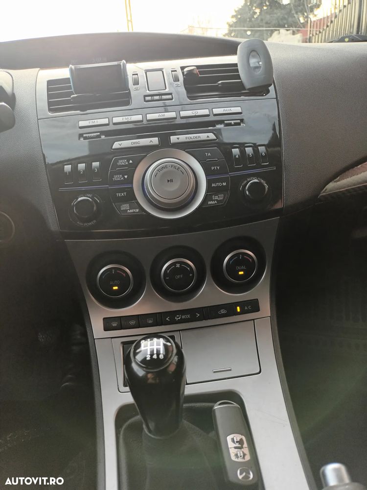 Mazda 3 CD185 GTA - 11