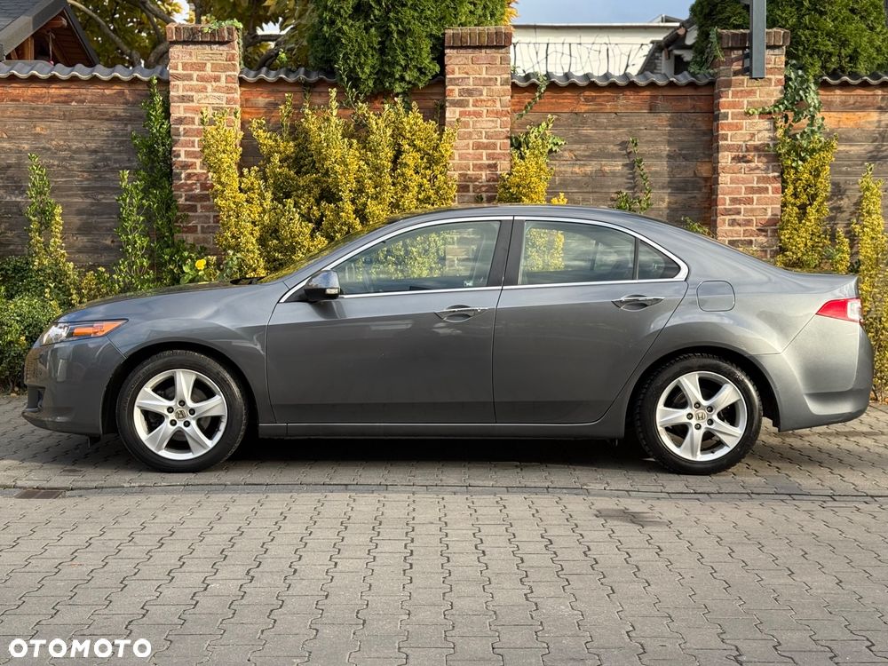 Honda Accord 2.0 Executive - 8