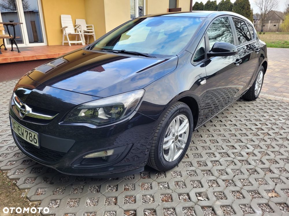 Opel Astra - 1