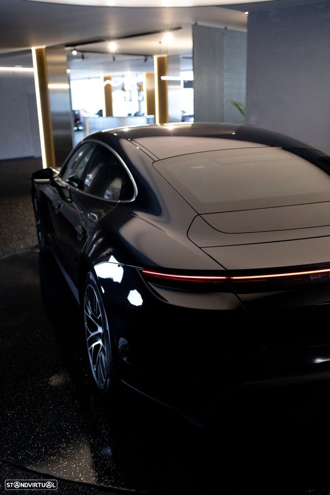 Porsche Taycan 4S Bateria Performance Plus - 29