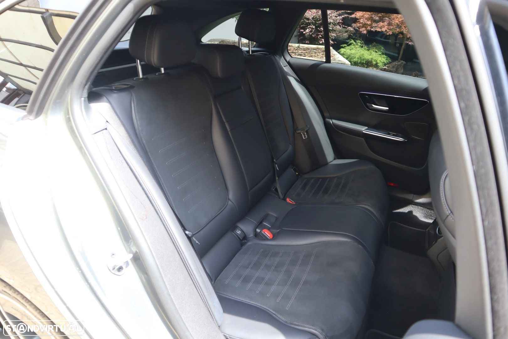 Mercedes-Benz C 300 d AMG Line - 36