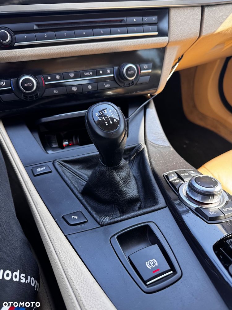 BMW Seria 5 520d - 31