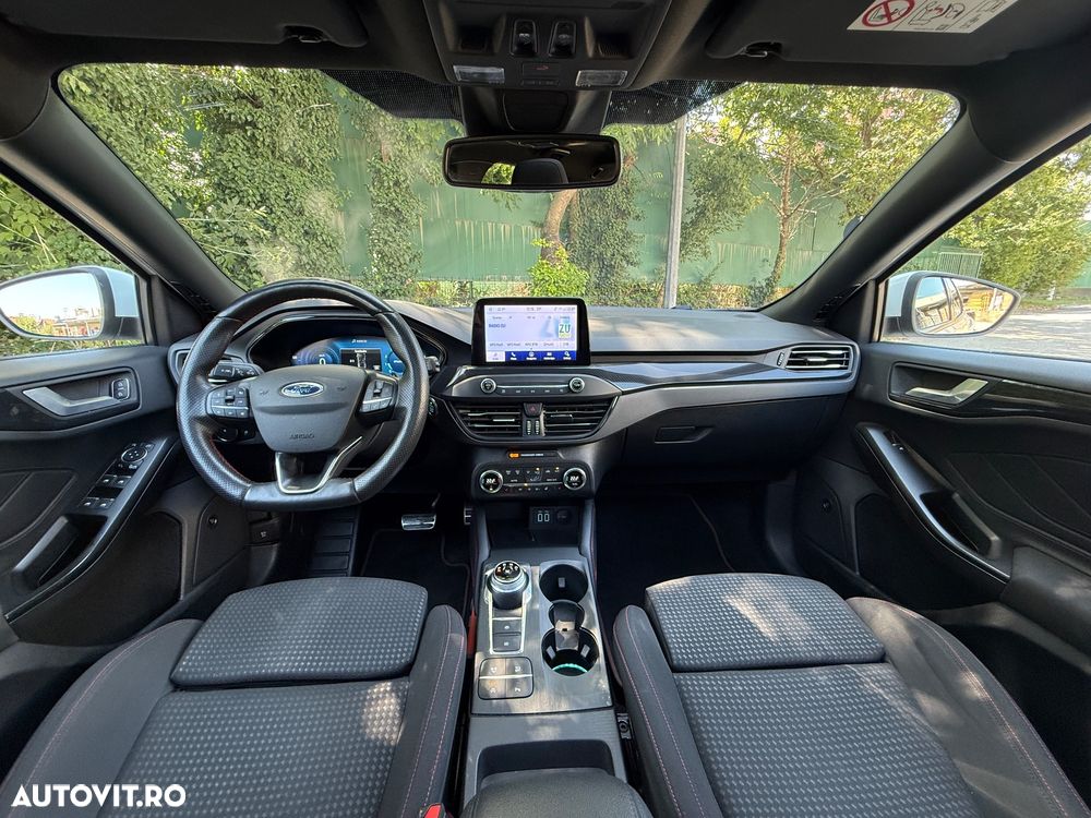 FORD Focus 2021 — imagine 26