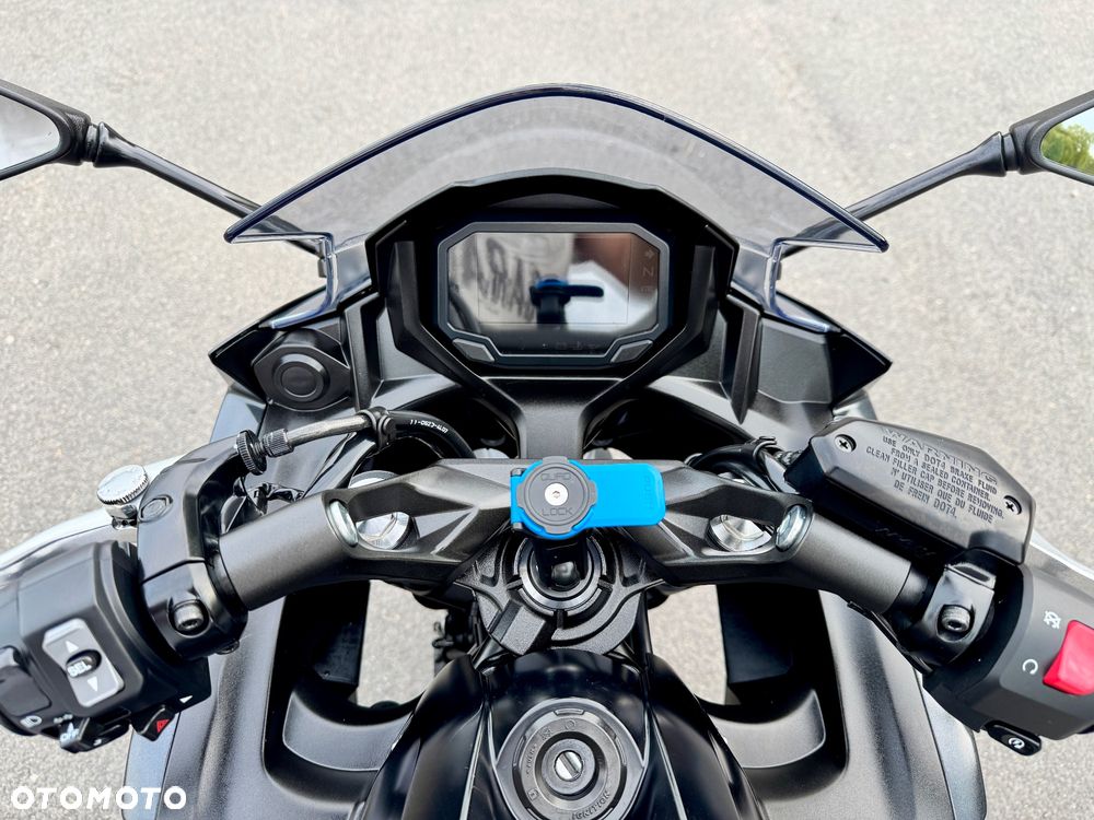Kawasaki Ninja - 21