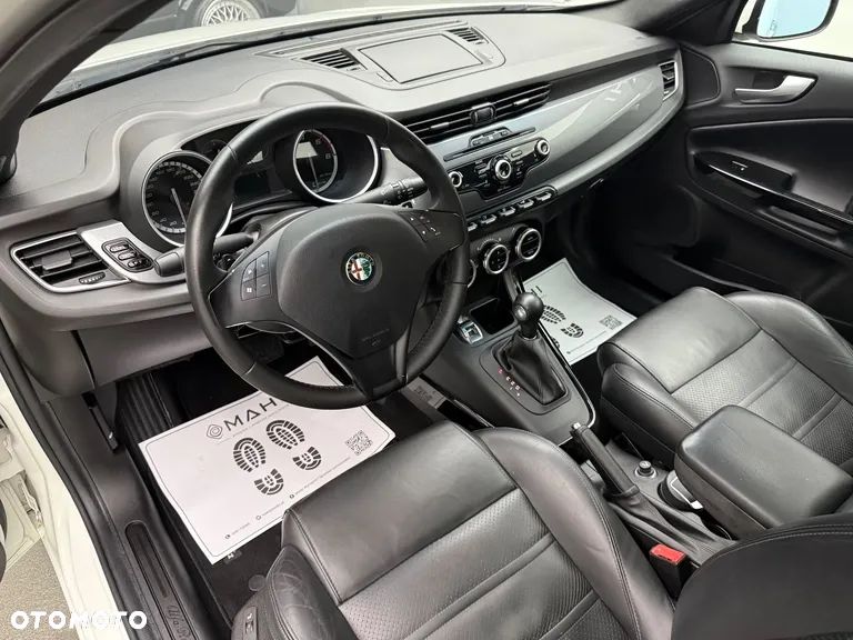 Alfa Romeo Giulietta 2.0 JTDM 20V TCT Speciale - 23