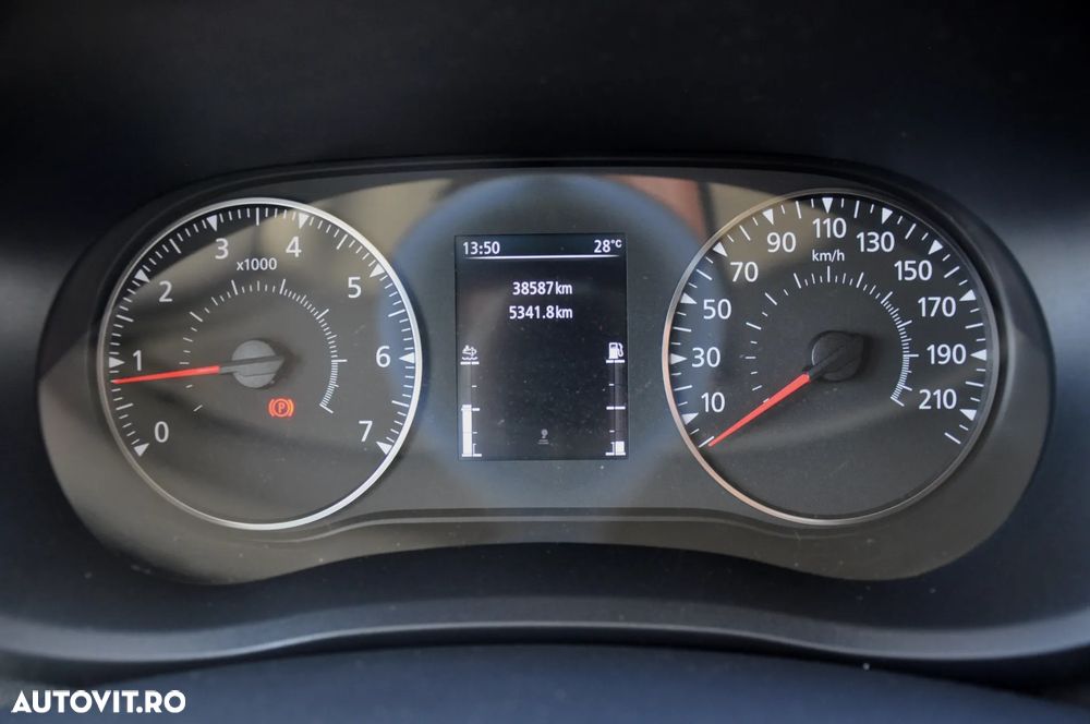 Renault Master 2.3 Blue 145 TT Sasiu CD 3,5t L3 - 24