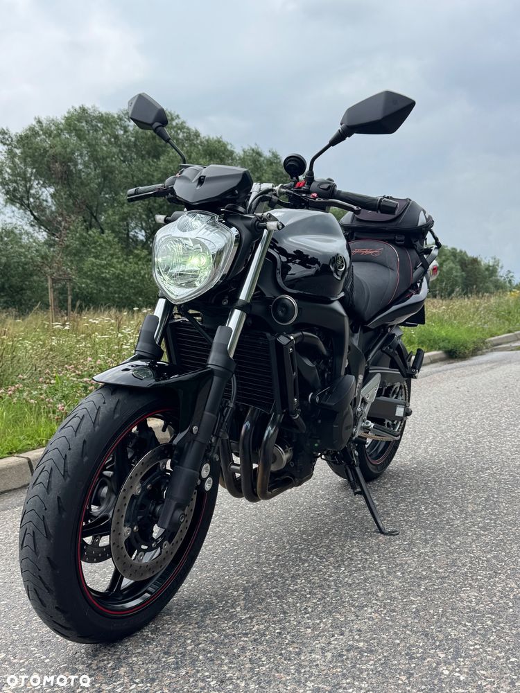 Yamaha FZ6 - 3
