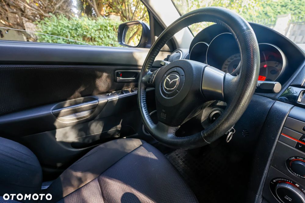 Mazda 3 2.0 Sport Active - 23