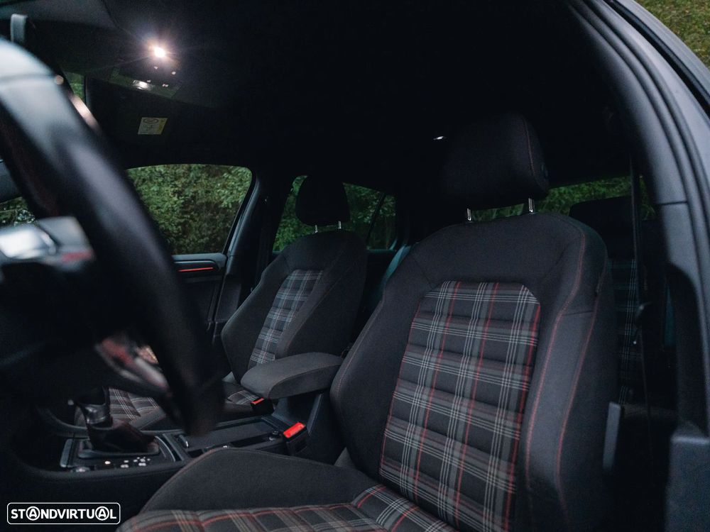 VW Golf GTI (BlueMotion ) DSG - 20