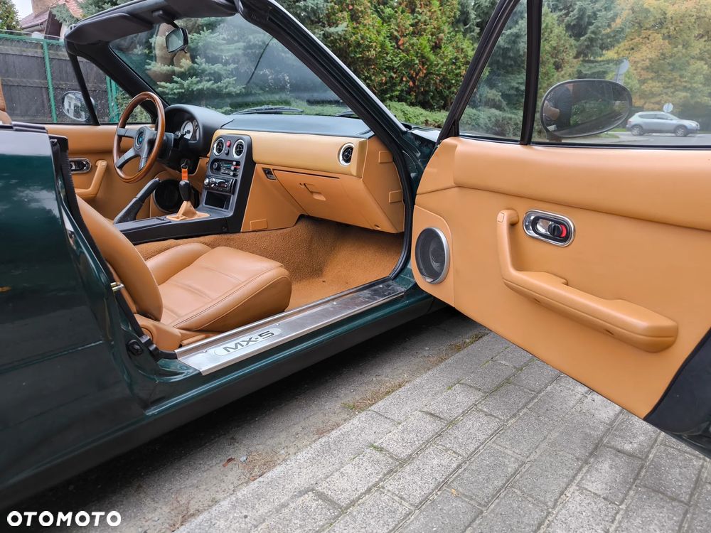 Mazda MX-5 1.6 - 16