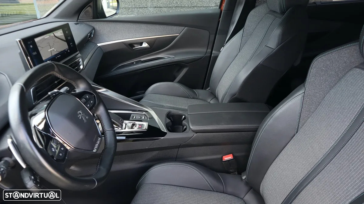 Peugeot 5008 1.5 BlueHDi Allure Pack EAT8 - 16