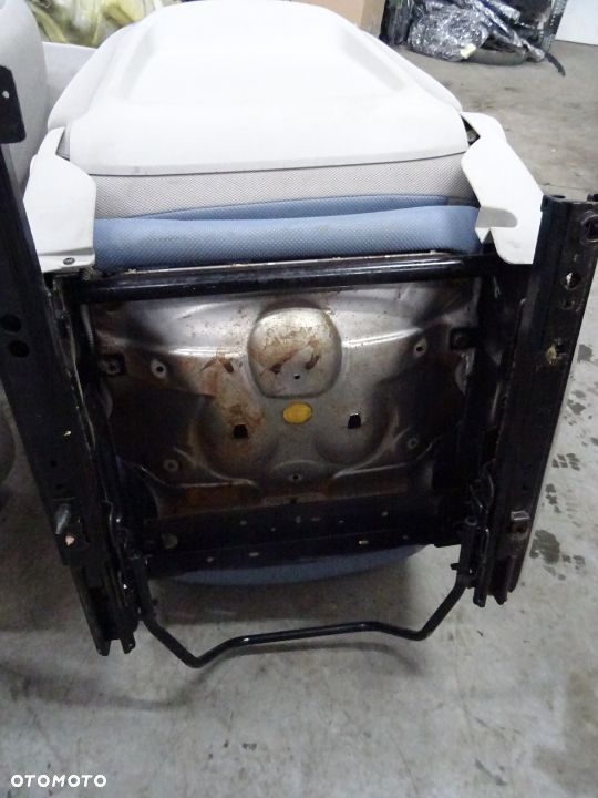 FOTEL FOTELE PRZÓD FIAT IDEA 03-05 NR233 - 9
