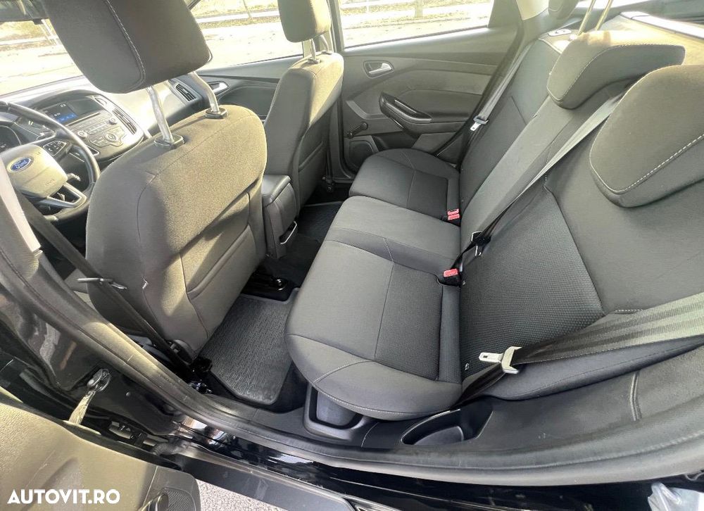 Ford Focus - 5
