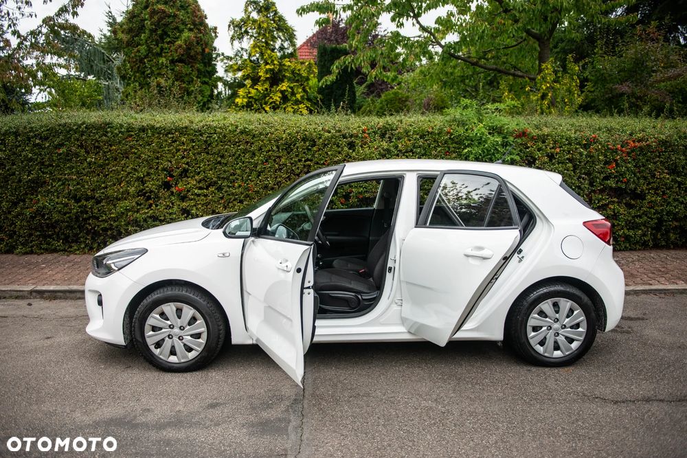 Kia Rio 1.2 Attract - 16