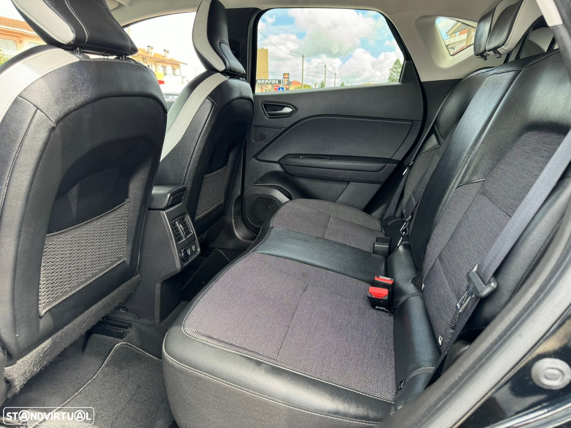 Renault Captur 1.0 TCe Intens - 8