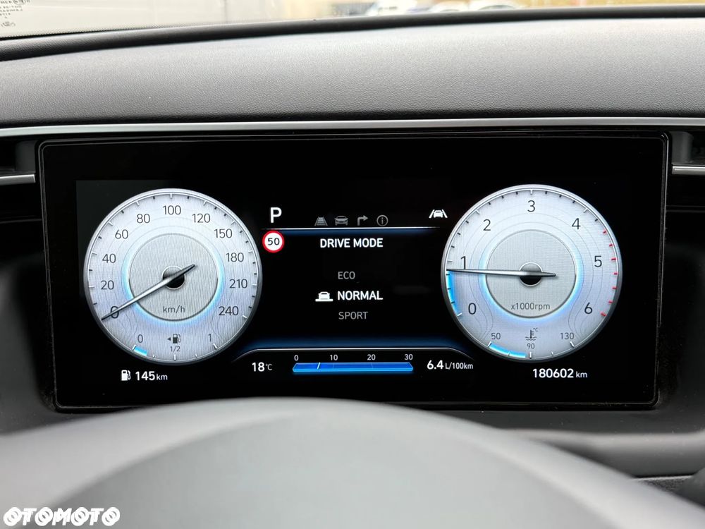 Hyundai Tucson blue 1.6 CRDi 2WD DCT Premium - 37