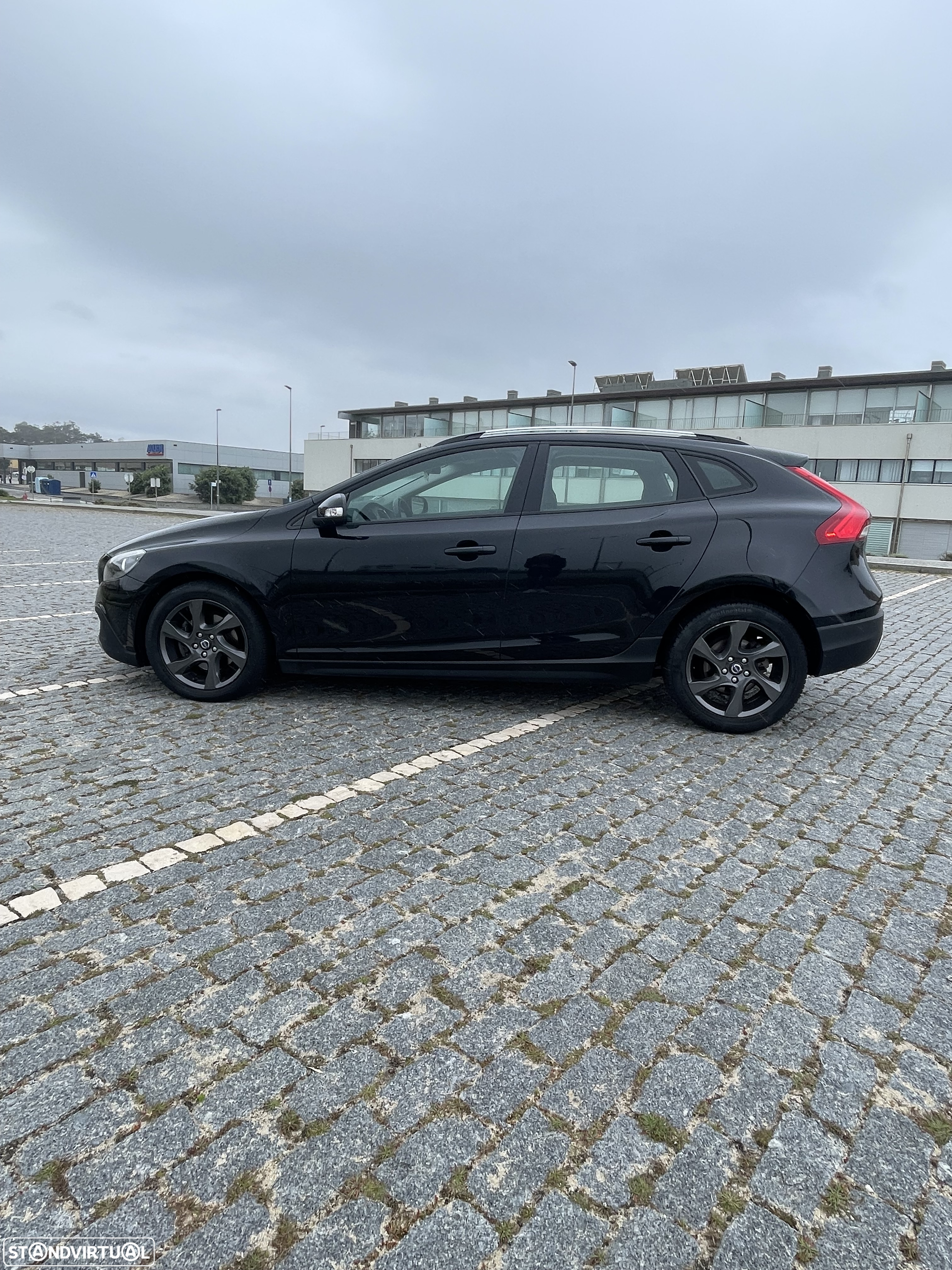 Volvo V40 Cross Country 1.6 D2 Momentum - 2